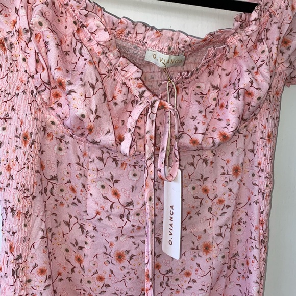 O. Vianca Off the Shoulder Floral Mini-Dress - Picture 6 of 9